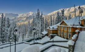 From Gulmarg Slopes to Pahalgam Valleys: Your Winter Wonderland Awaits