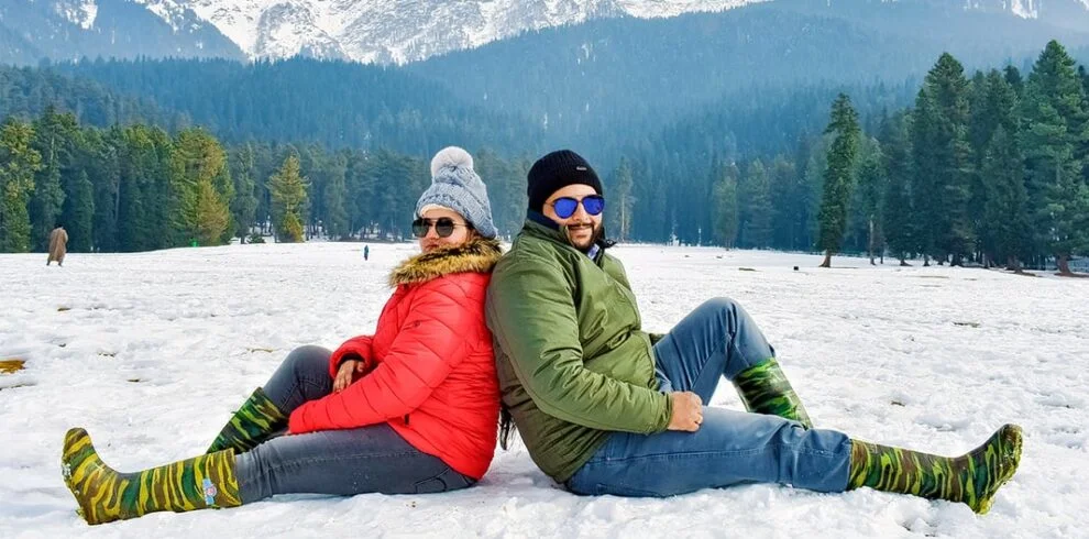 Kashmir Travel Deals – Family, Friends & Honeymoon Trips Under Budget