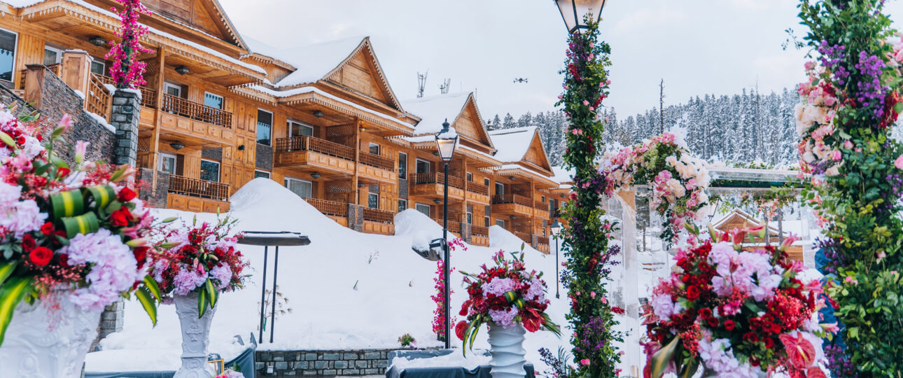 Gulmarg Wedding Venues – Luxury Hill Weddings in Kashmir