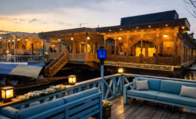 Hotel or Houseboat in Srinagar? The Complete 2026 Guide to Choosing Your Kashmir Stay