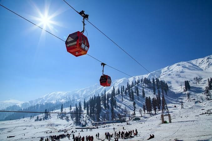 Beyond the First Snow: Gulmarg Awakens to Winter as Apharwat Peak Turns White | Complete Kashmir Ski & Travel Guide
